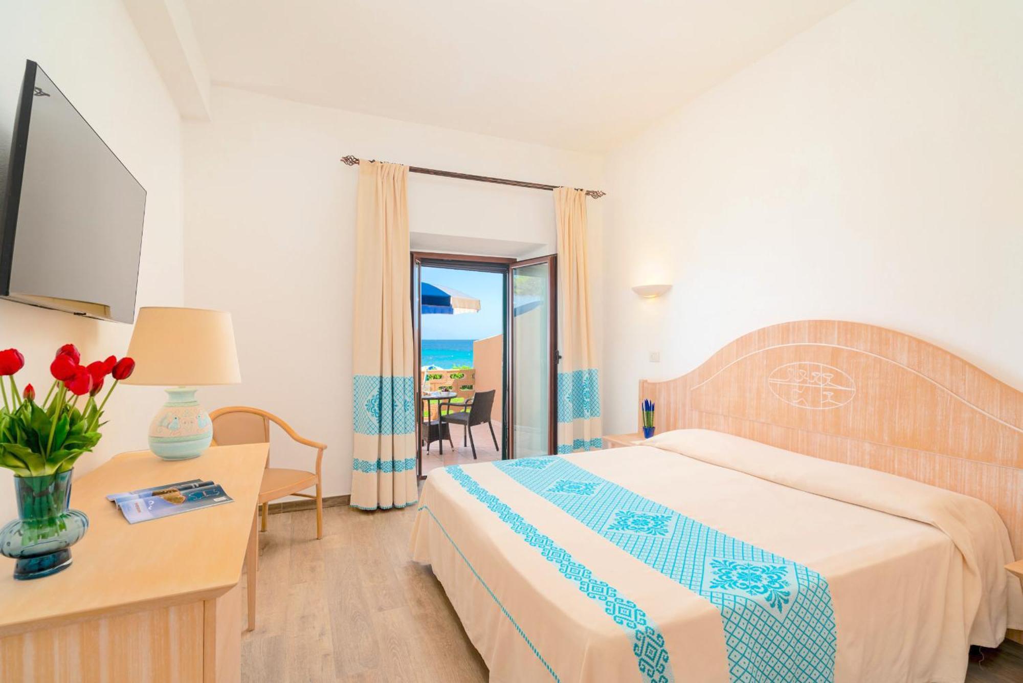 Hotel Dei Pini Fertilia Kültér fotó